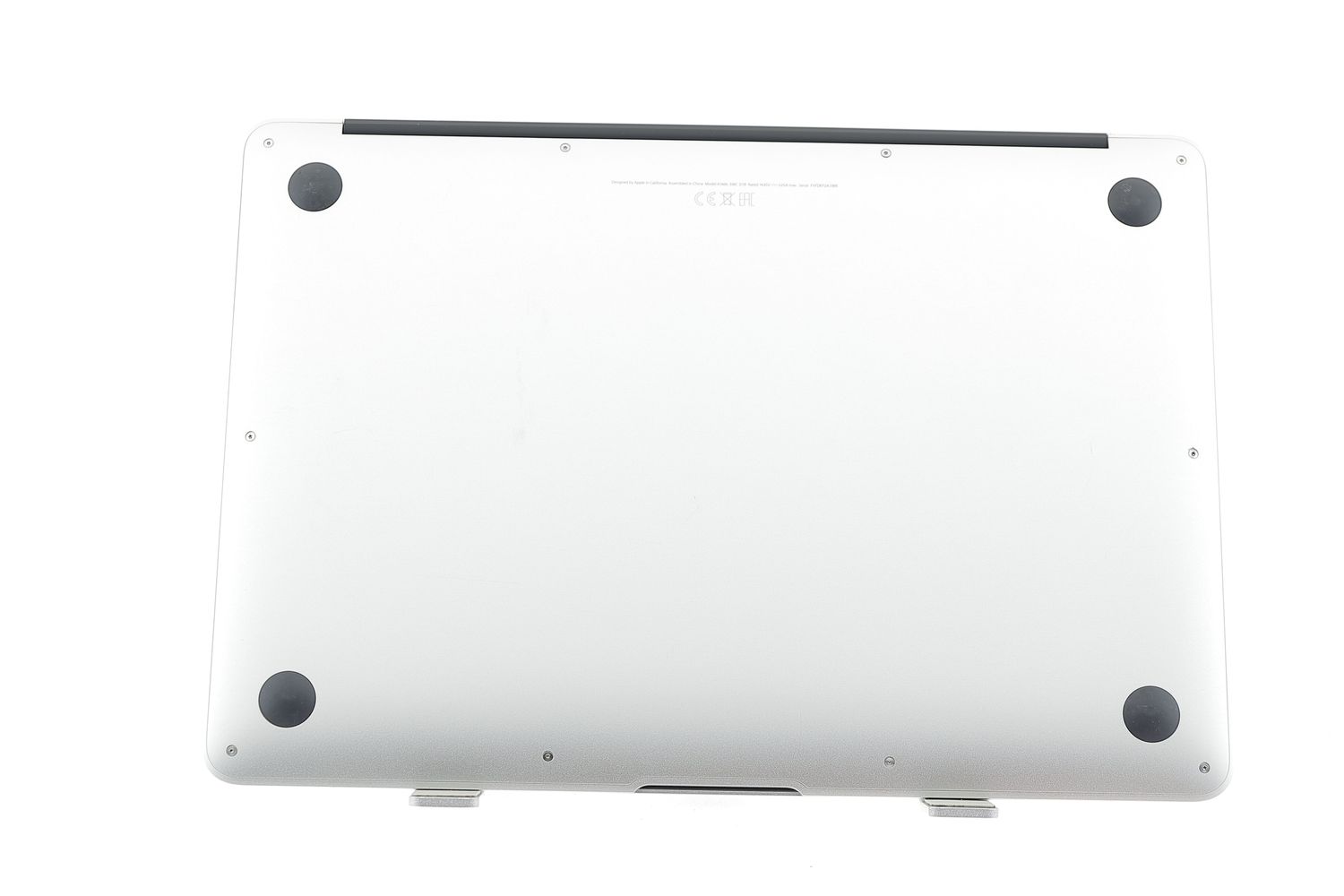 Apple MacBook Air 13″ 2017, i5 1.8 GHz, 8 GB, HD Graphics 6000 128 GB Silver - Újszerű