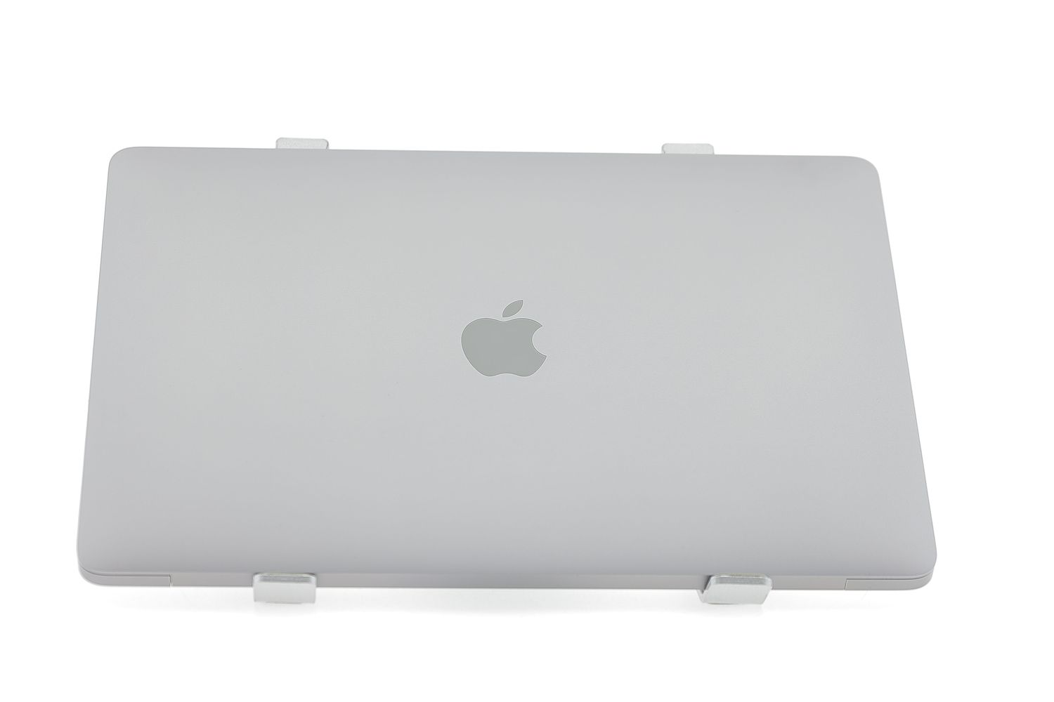 Apple MacBook Air 13″ 2020, M1 8 Cores, 8 GB, 7 core GPU 256 GB Space Gray - Като нов