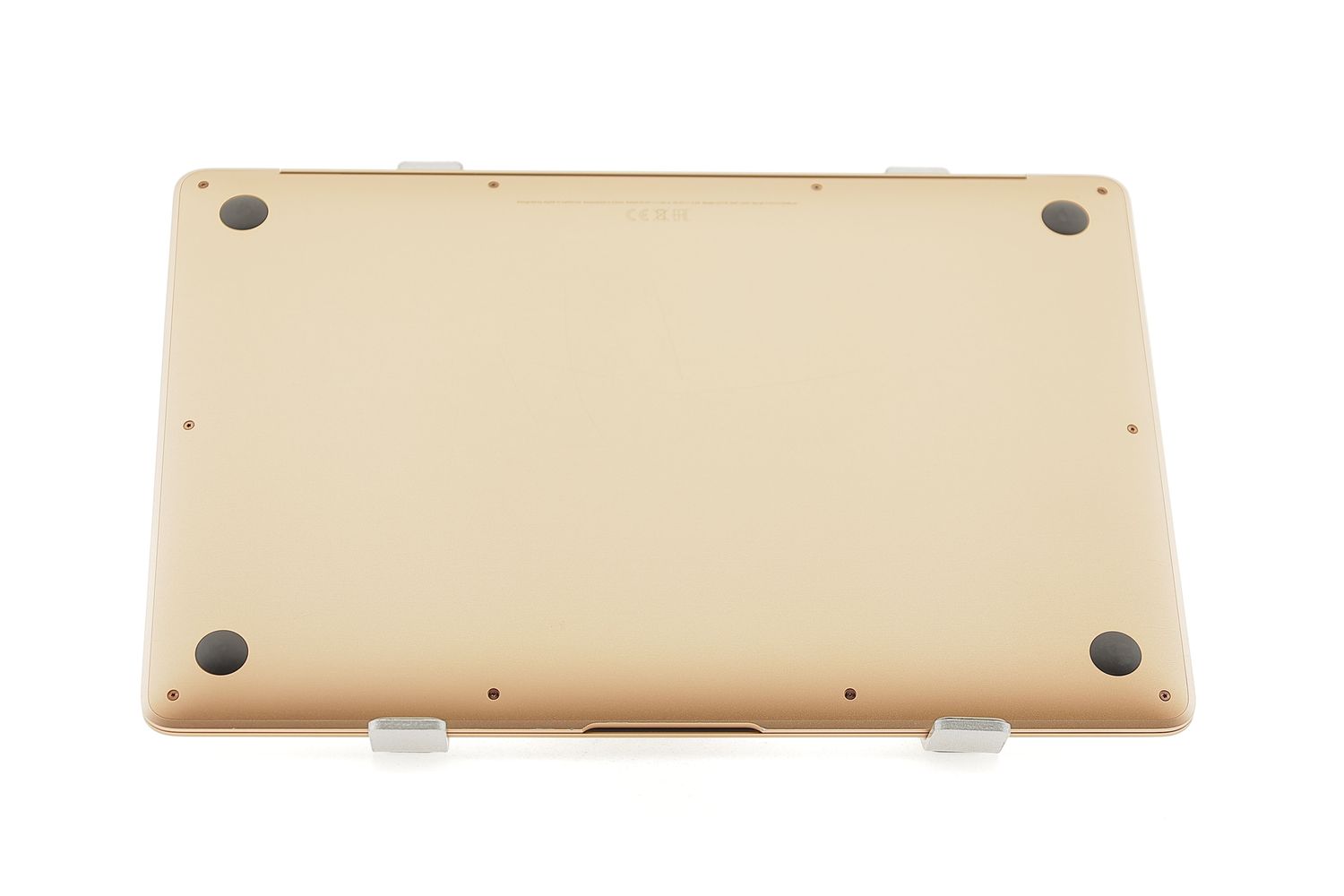 Apple MacBook Air 13″ 2020, i5 1.1 GHz, 8 GB, Intel Iris Plus 256 GB Gold - Като нов