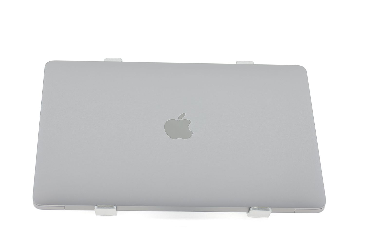 Apple MacBook Air 13″ 2020, M1 8 Cores, 8 GB, 7 core GPU 256 GB Space Gray - Ca nou
