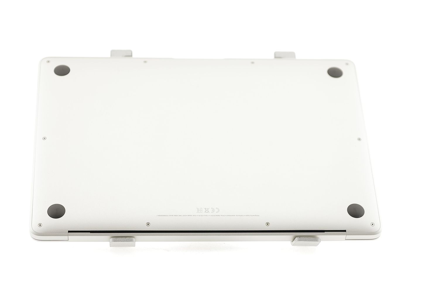 Apple MacBook Air 13″ 2020, M1 8 Cores, 8 GB, 7 core GPU 256 GB Silver - Като нов