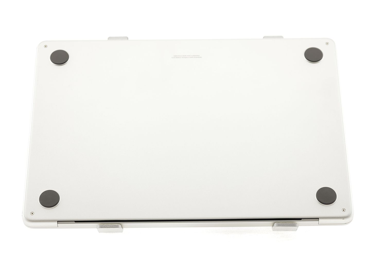 Apple MacBook Air 13″ 2024, M3 8 Cores, 8 GB, 8 core GPU 256 GB Silver - Nagyon jó