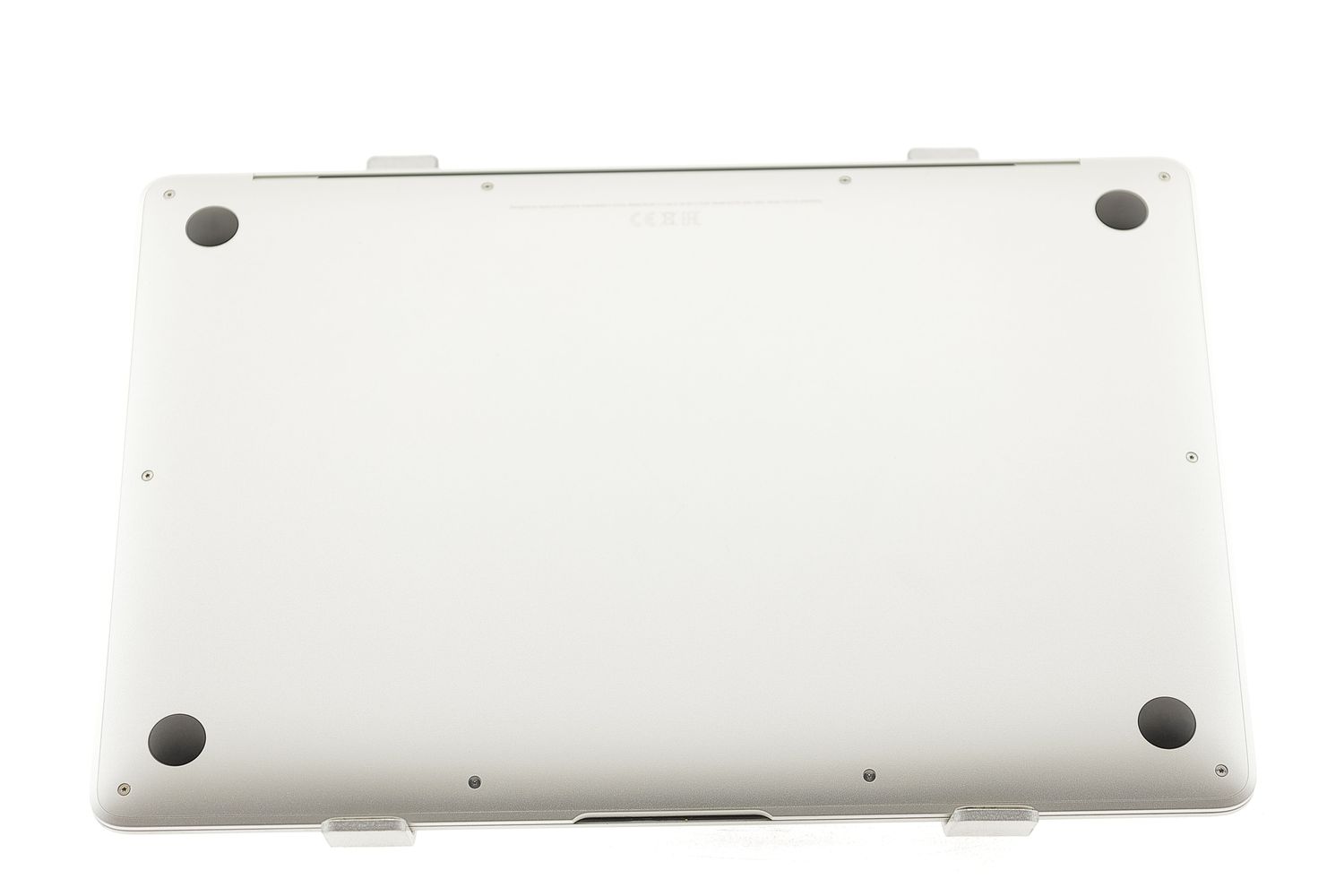 Apple MacBook Air 13″ 2020, i3 1.1 GHz, 8 GB, Intel Iris Plus 256 GB Silver - Ca nou