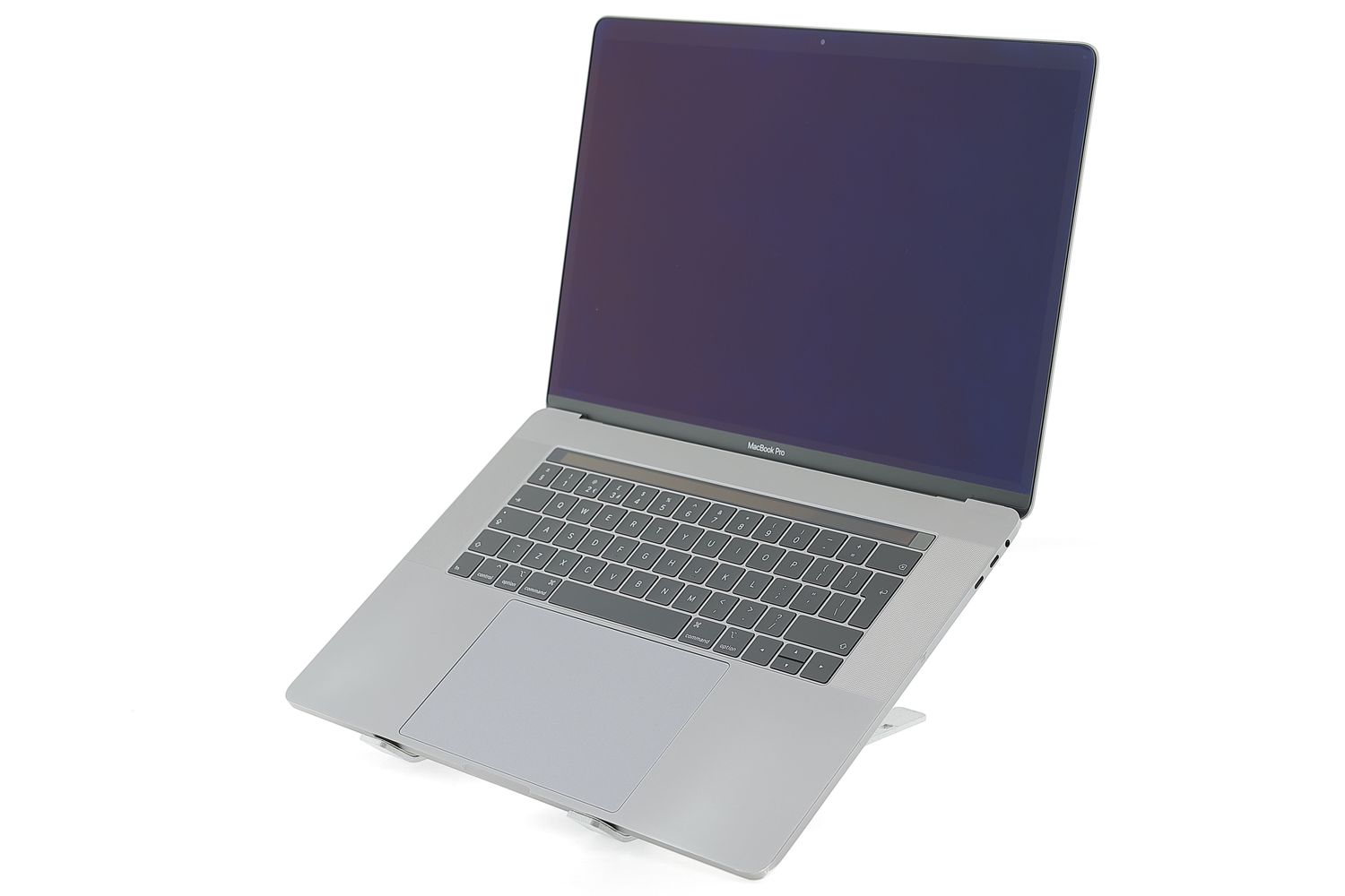 Apple MacBook Pro 15″ Touch Bar 2018, i9 2.9 GHz, 32 GB, AMD Radeon Pro 555X 1 TB Space Gray - Bun