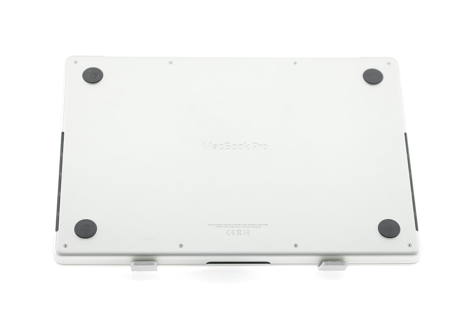 Apple MacBook Pro 14″ 2023, M3 Pro 11 Cores, 18 GB, 14 core GPU 512 GB Silver - Ca nou