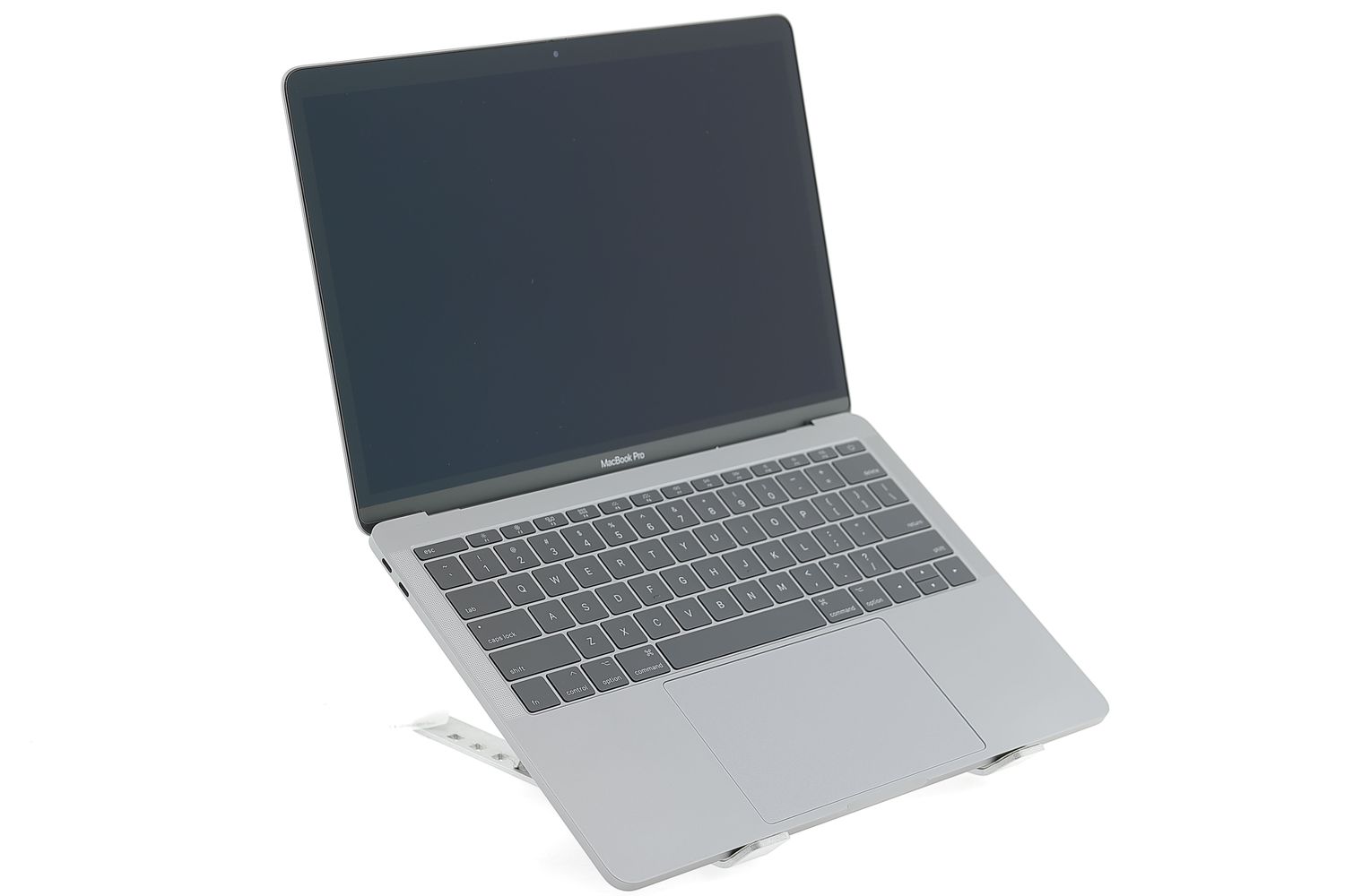 Apple MacBook Pro 13″ 2017, i5 2.3 GHz, 8 GB, Intel Iris Plus Graphics 640 256 GB Space Gray - Като нов