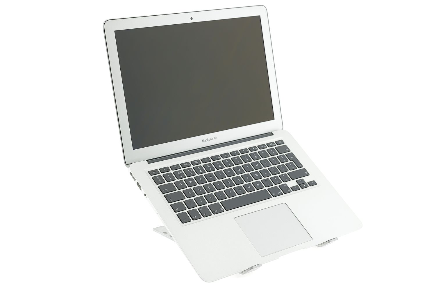 Apple MacBook Air 13″ 2017, i5 1.8 GHz, 8 GB, HD Graphics 6000 128 GB Silver - Excelent