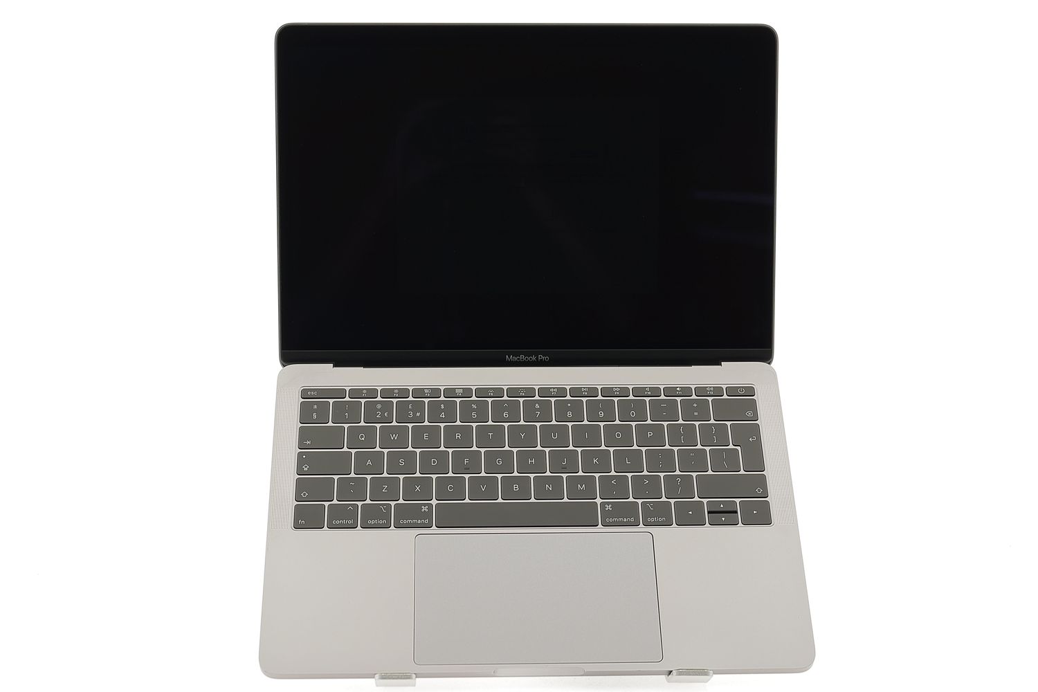 Apple MacBook Pro 13″ 2017, i5 2.3 GHz, 8 GB, Intel Iris Plus Graphics 640 128 GB Space Gray - Foarte bun
