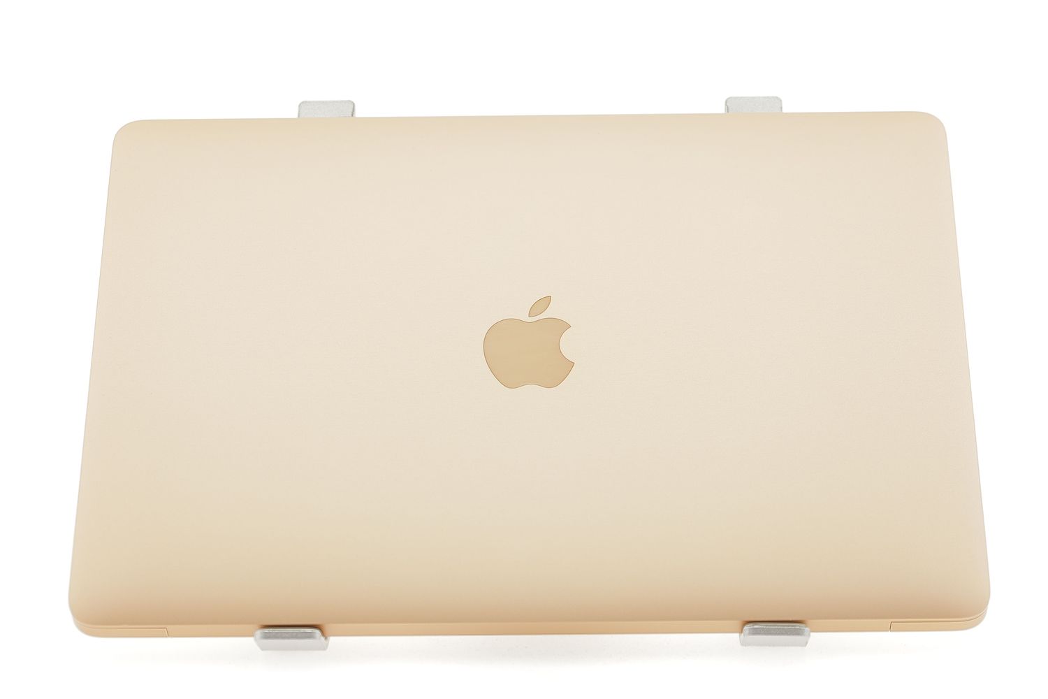 Apple MacBook Air 13″ 2020, M1 8 Cores, 8 GB, 7 core GPU 256 GB Gold - Újszerű