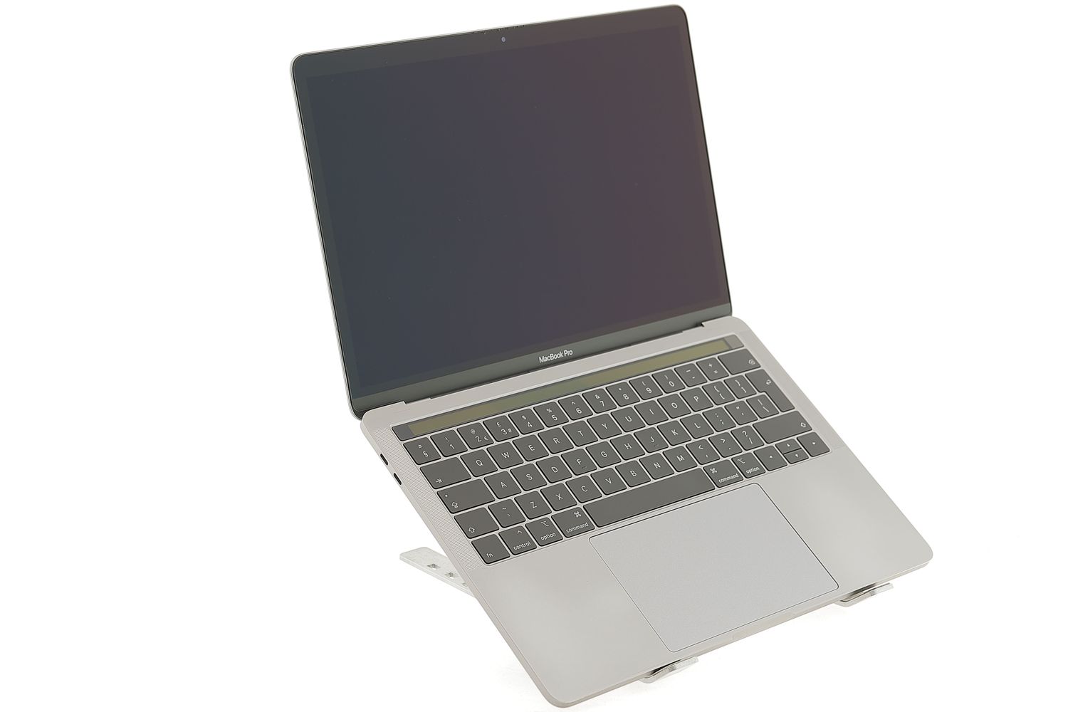Apple MacBook Pro 13″ Touch Bar 2017, i5 3.1 GHz, 8 GB, Intel Iris Plus Graphics 650 256 GB Space Gray - Nagyon jó