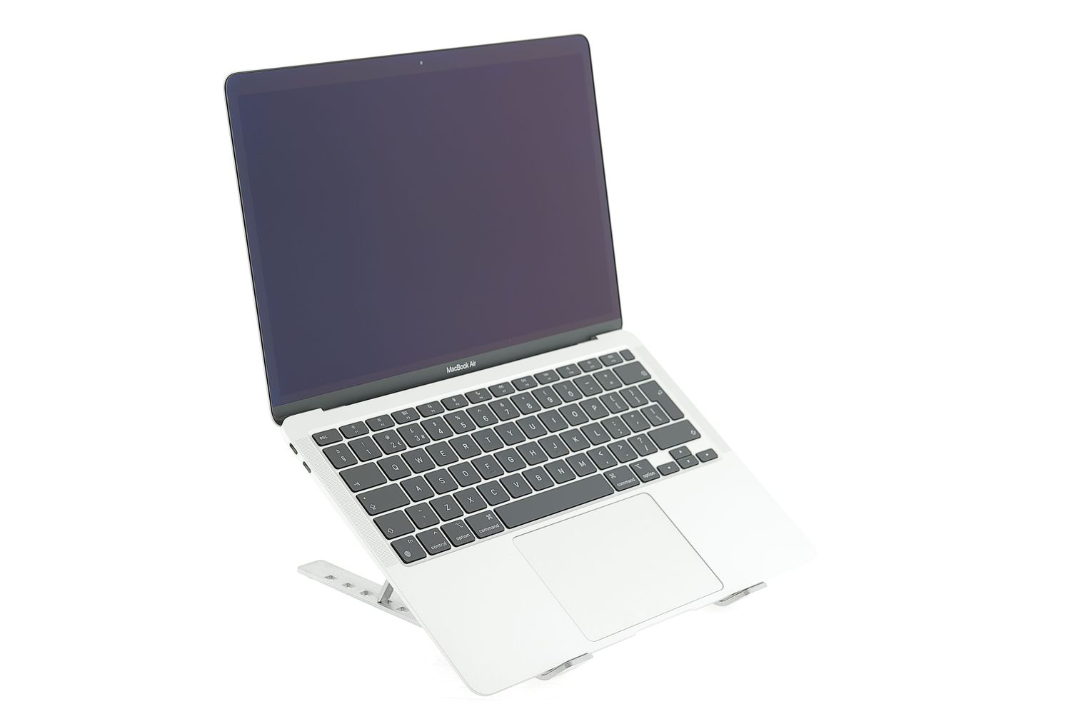 Apple MacBook Air 13″ 2020, i7 1.2 GHz, 16 GB, Intel Iris Plus 512 GB Silver - Като нов