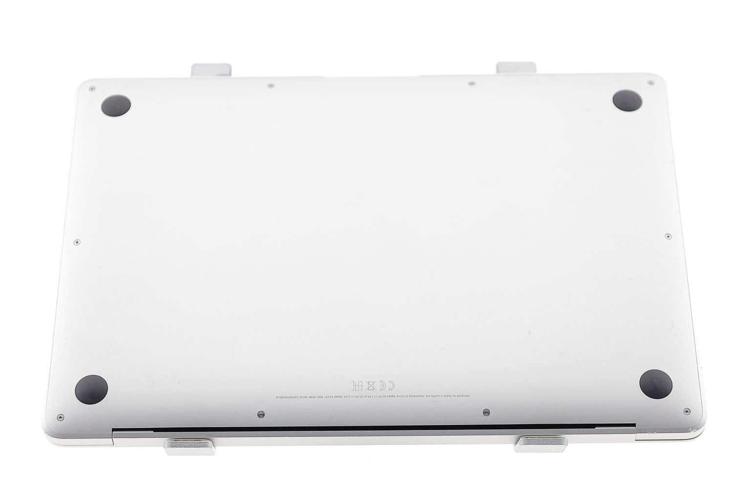 Apple MacBook Air 13″ 2020, M1 8 Cores, 8 GB, 8 core GPU 512 GB Silver - Foarte bun
