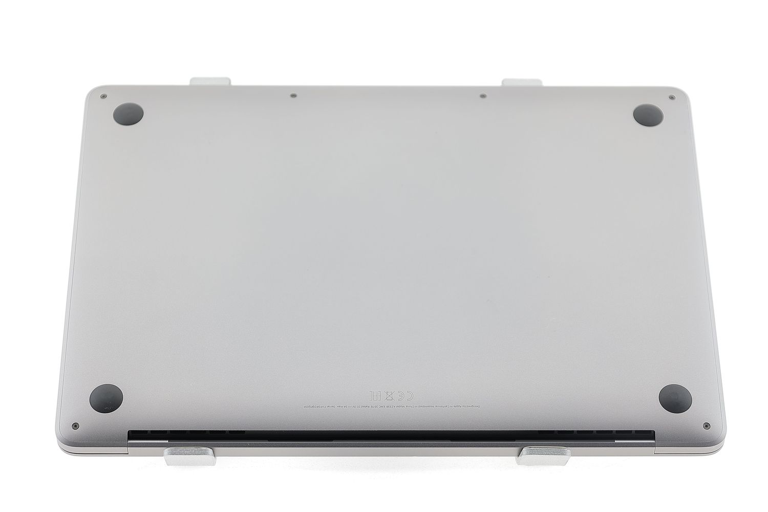Apple MacBook Pro 13″ 2020, M1 8 Cores, 8 GB, 8 core GPU, Space