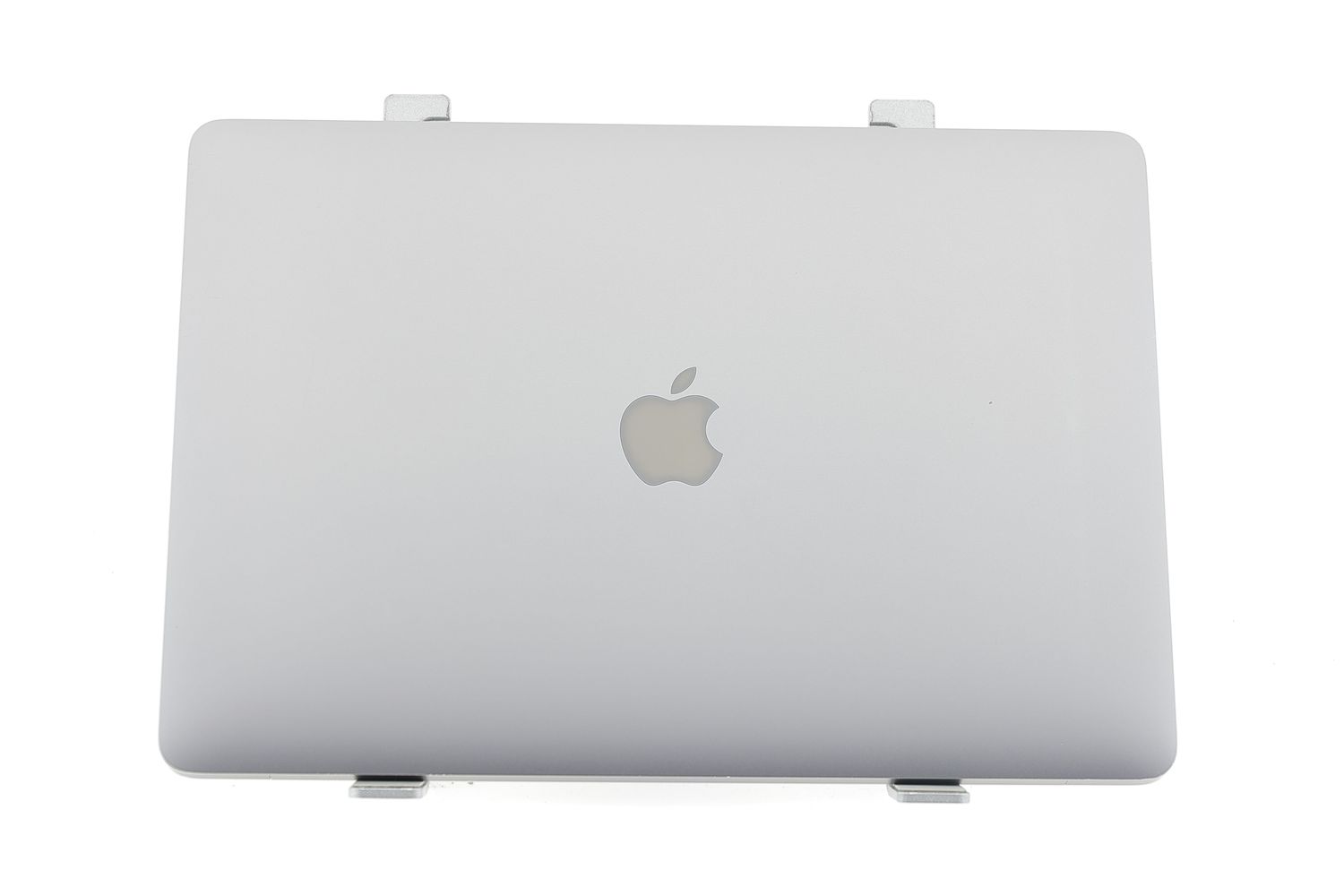 Apple MacBook Pro 13″ 2022, M2 8 Cores, 8 GB, 10 core GPU 256 GB Space Gray - Много добро