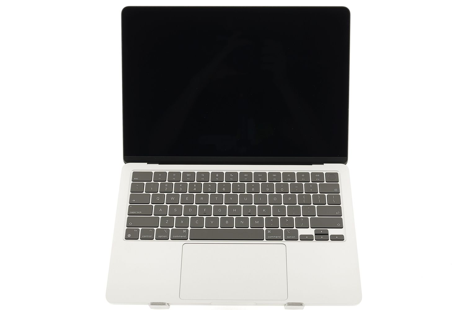 Apple MacBook Air 13″ 2022, M2 8 Cores, 8 GB, 10 core GPU 512 GB Silver