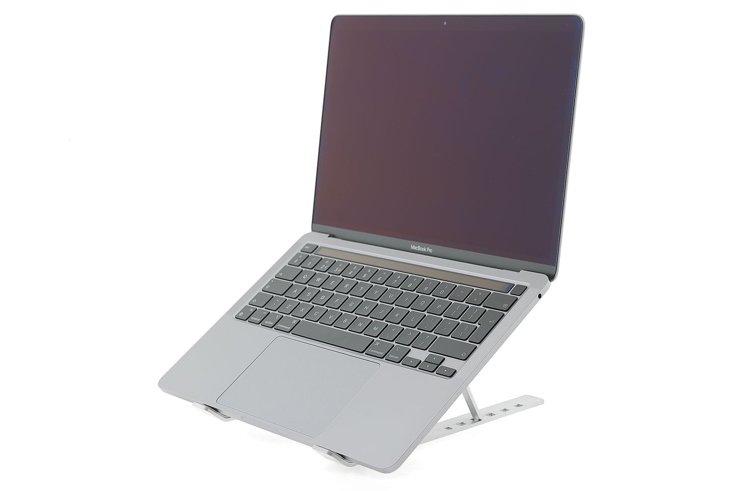Apple MacBook Pro 13″ 2020, M1 8 Cores, 8 GB, 8 core GPU 512 GB Space Gray - Kiváló
