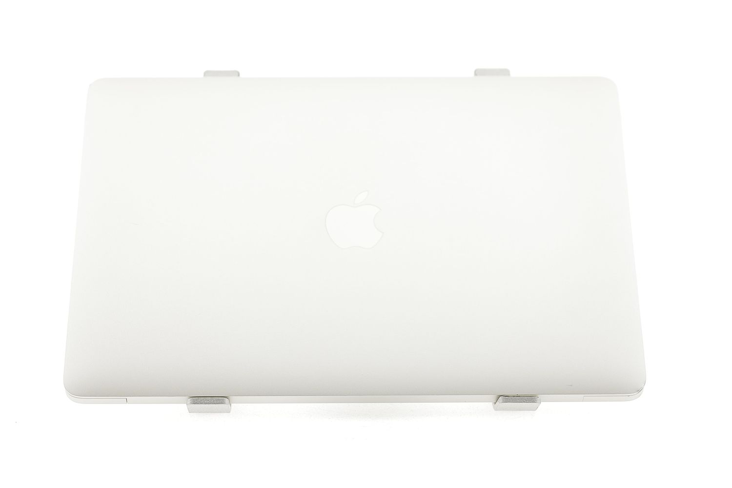 Apple MacBook Pro 13″ Touch Bar 2020, i5 2 GHz, 16 GB, Intel Iris Plus Graphics 512 GB Silver - Много добро
