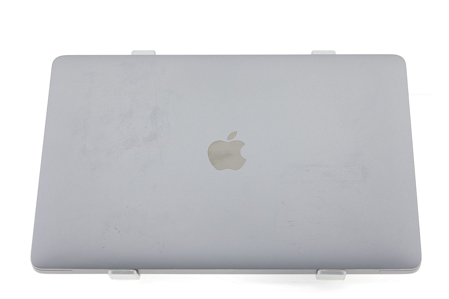 Apple MacBook Pro 13″ 2020, M1 8 Cores, 8 GB, 8 core GPU 512 GB Space Gray - Много добро