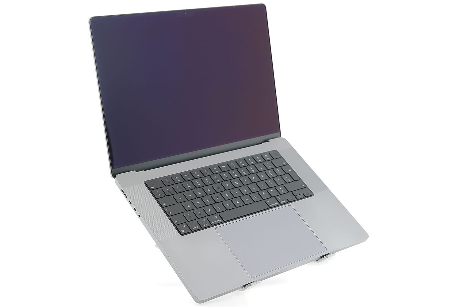 Apple MacBook Pro 16″ 2021, M1 Pro 10 Cores, 16 GB, 16 core GPU 1 TB Space Gray - Foarte bun