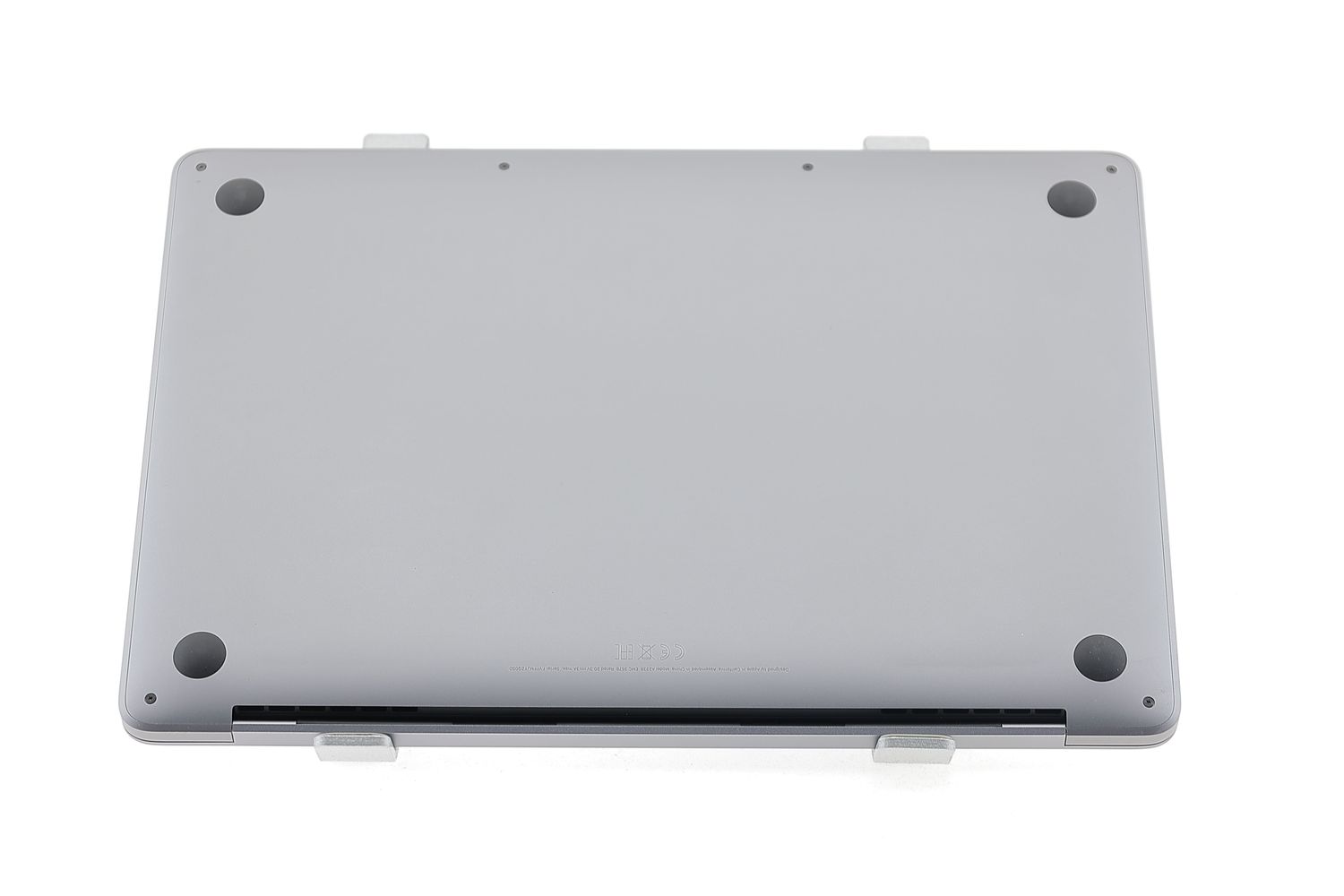 Apple MacBook Pro 13″ 2020, M1 8 Cores, 8 GB, 8 core GPU 256 GB Space Gray