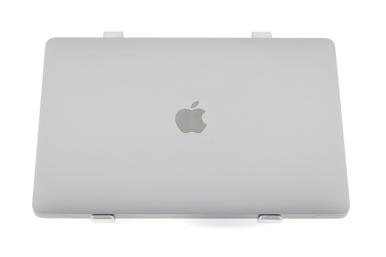 Apple MacBook Air 13″ 2020, i3 1.1 GHz, 8 GB, Intel Iris Plus 256 GB Space Gray