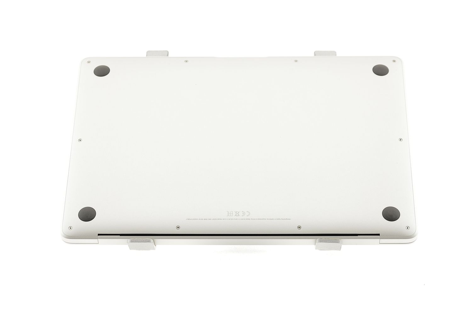 Apple MacBook Air 13″ 2020, M1 8 Cores, 8 GB, 7 core GPU 256 GB Silver - Като нов