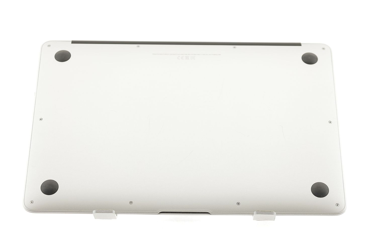 Apple MacBook Air 13″ 2017, i5 1.8 GHz, 8 GB, HD Graphics 6000 128 GB Silver - Много добро
