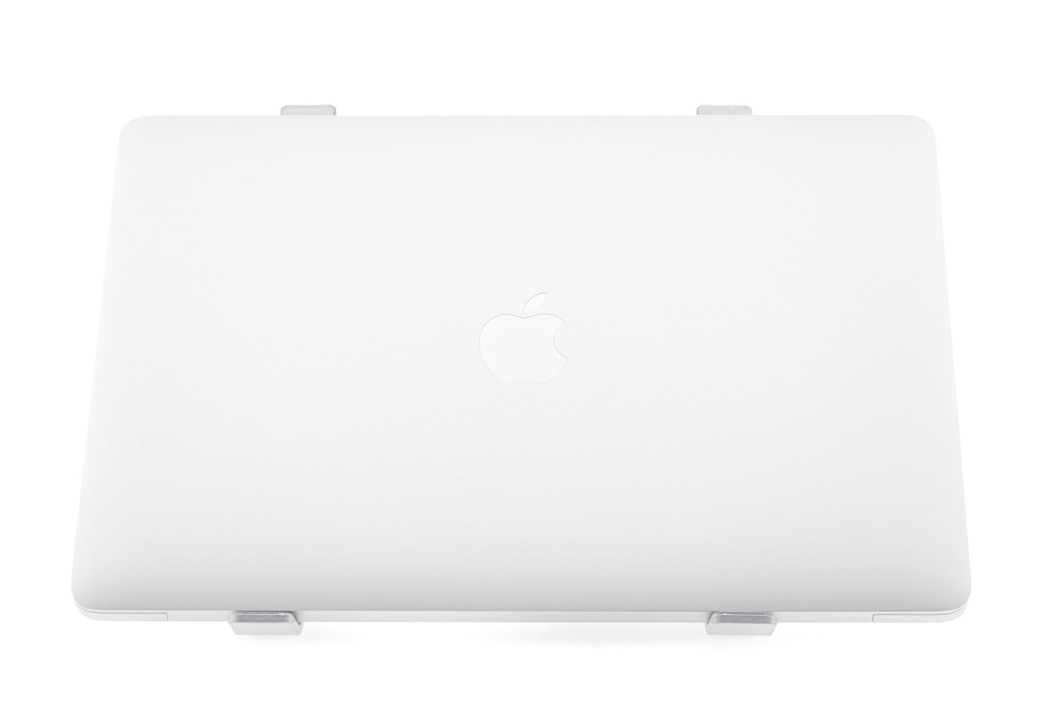 Apple MacBook Pro 13″ 2020, M1 8 Cores, 8 GB, 8 core GPU 512 GB Silver - Foarte bun