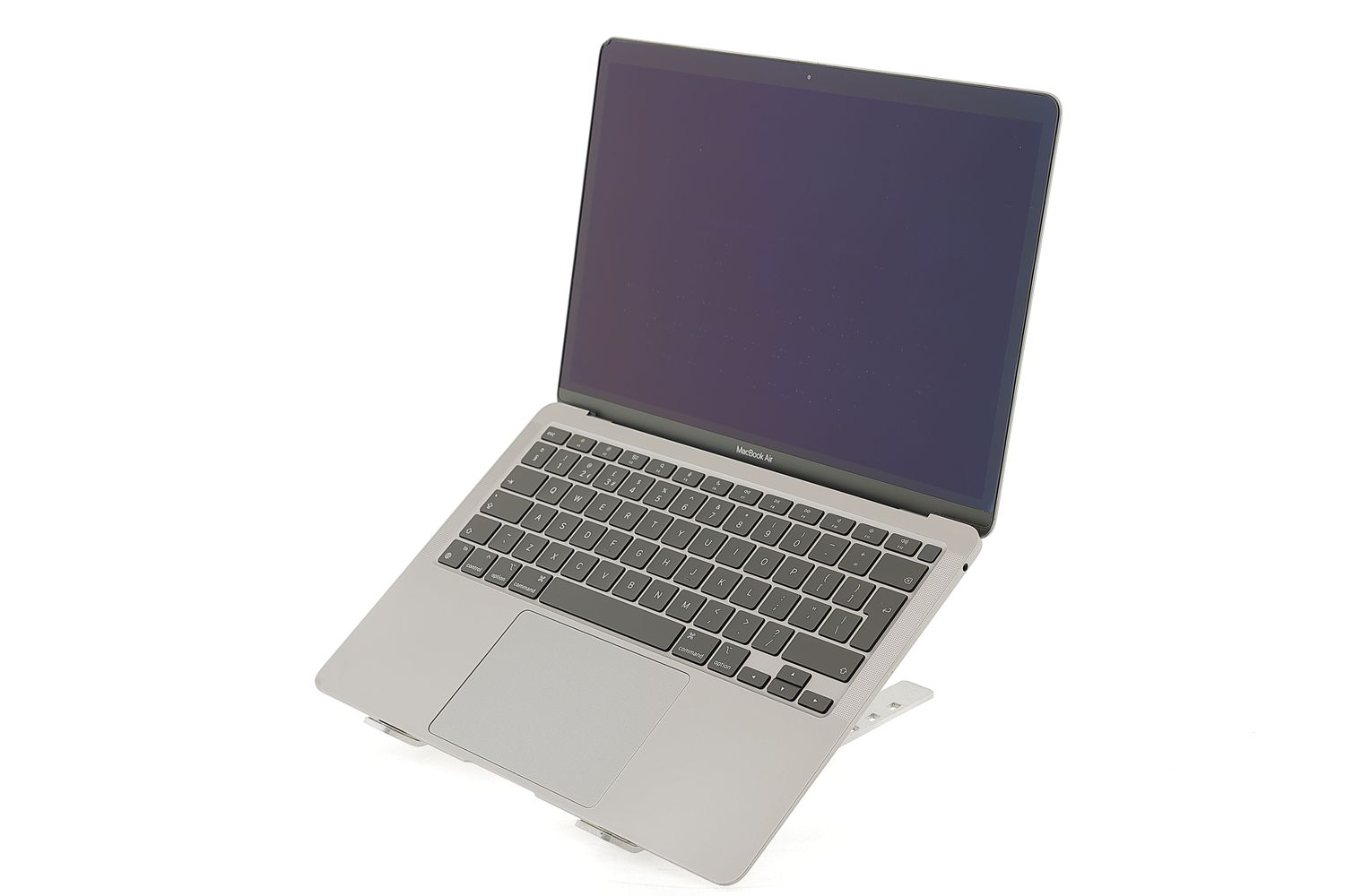 Apple MacBook Air 13″ 2020, i3 1.1 GHz, 8 GB, Intel Iris Plus 256 GB Space Gray - Foarte bun