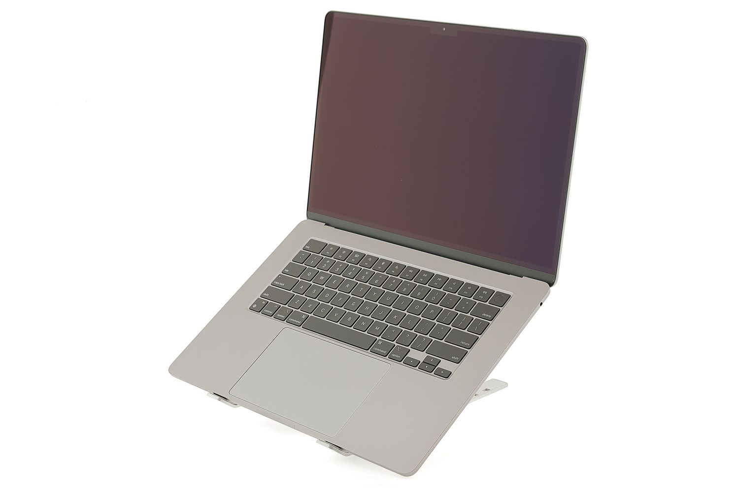 Apple MacBook Air 15″ 2024, M3 8 Cores, 8 GB, 10 core GPU 512 GB Space Gray - Ca nou