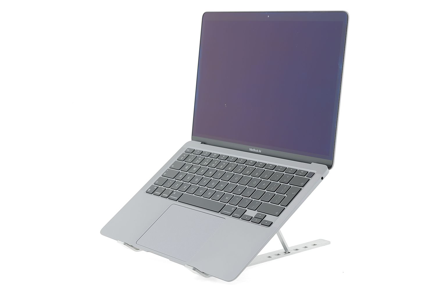 Apple MacBook Air 13″ 2020, M1 8 Cores, 16 GB, 7 core GPU 256 GB Space Gray - Ca nou