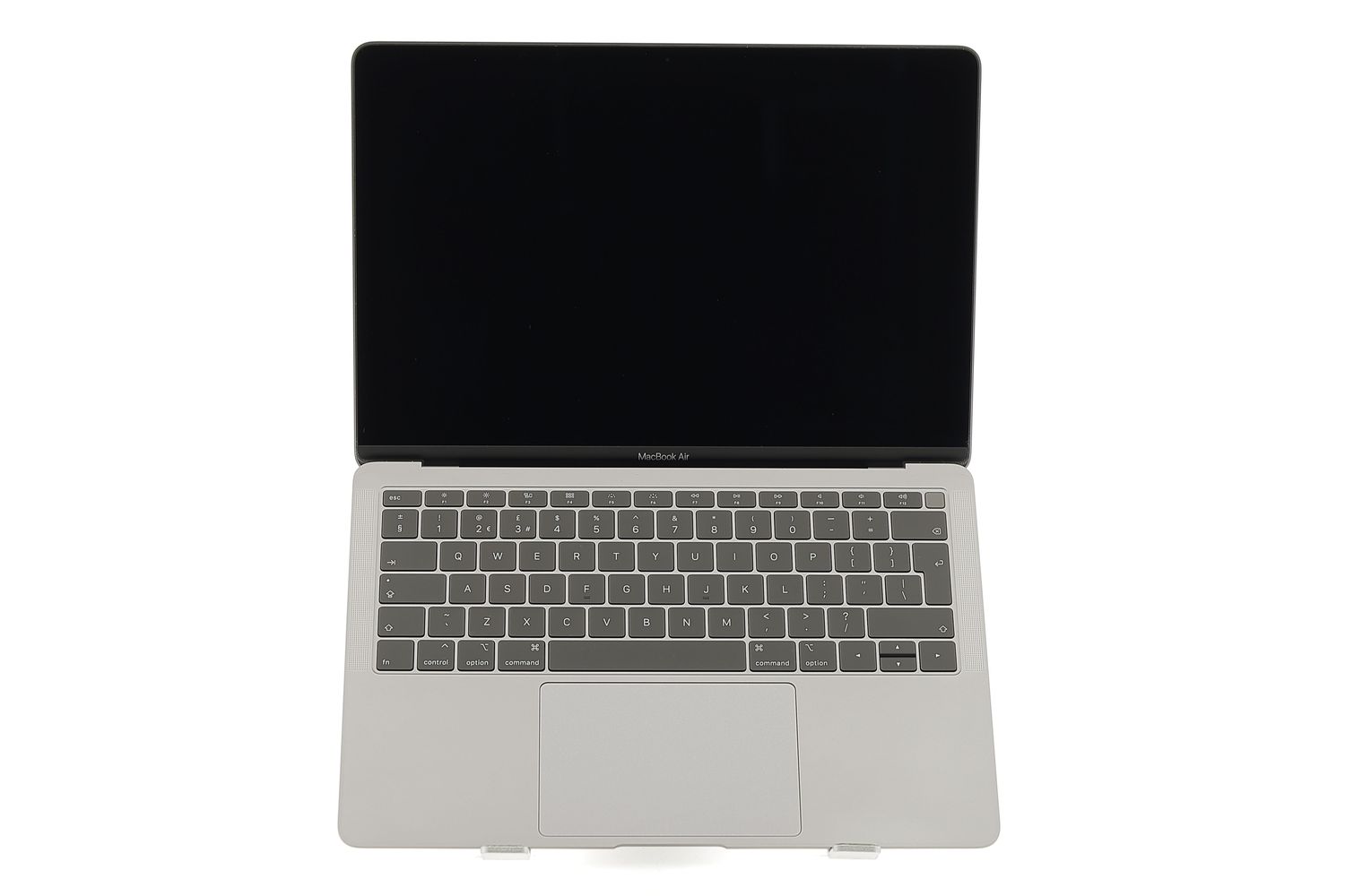 Apple MacBook Air 13″ 2019, i5 1.6 GHz, 8 GB, Intel UHD Graphics 617 128 GB Space Gray - Като нов