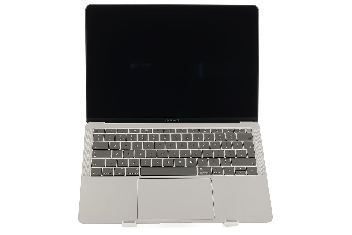 Apple MacBook Air 13″ 2019, i5 1.6 GHz, 8 GB, Intel UHD Graphics 617 128 GB Space Gray - Отлично