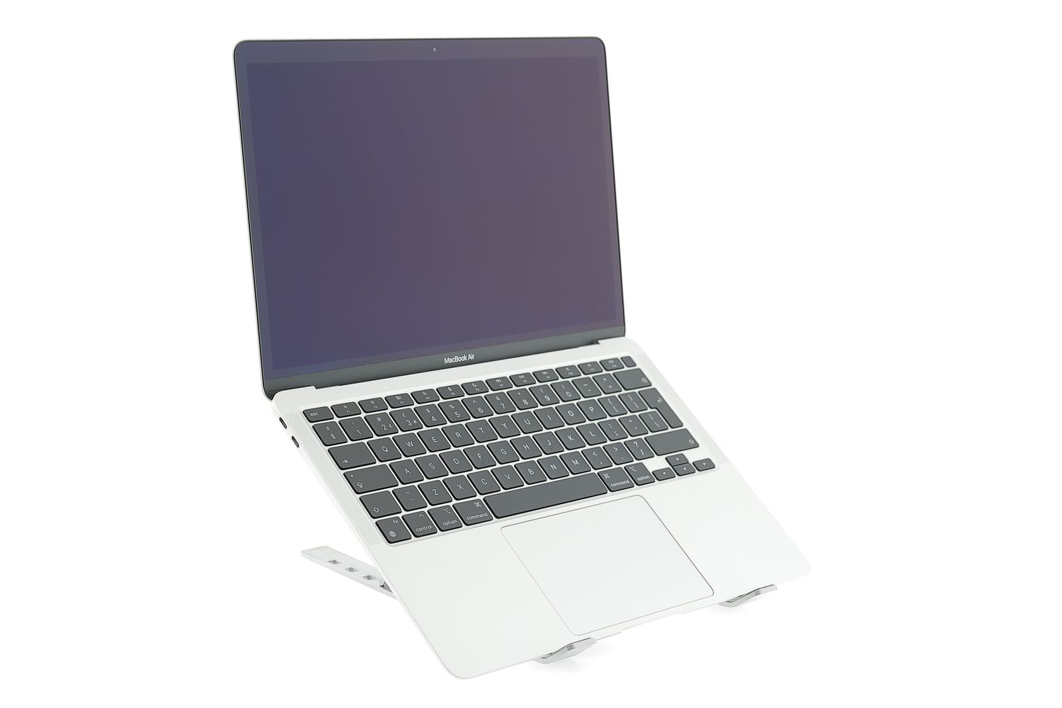Apple MacBook Air 13″ 2020, i3 1.1 GHz, 8 GB, Intel Iris Plus