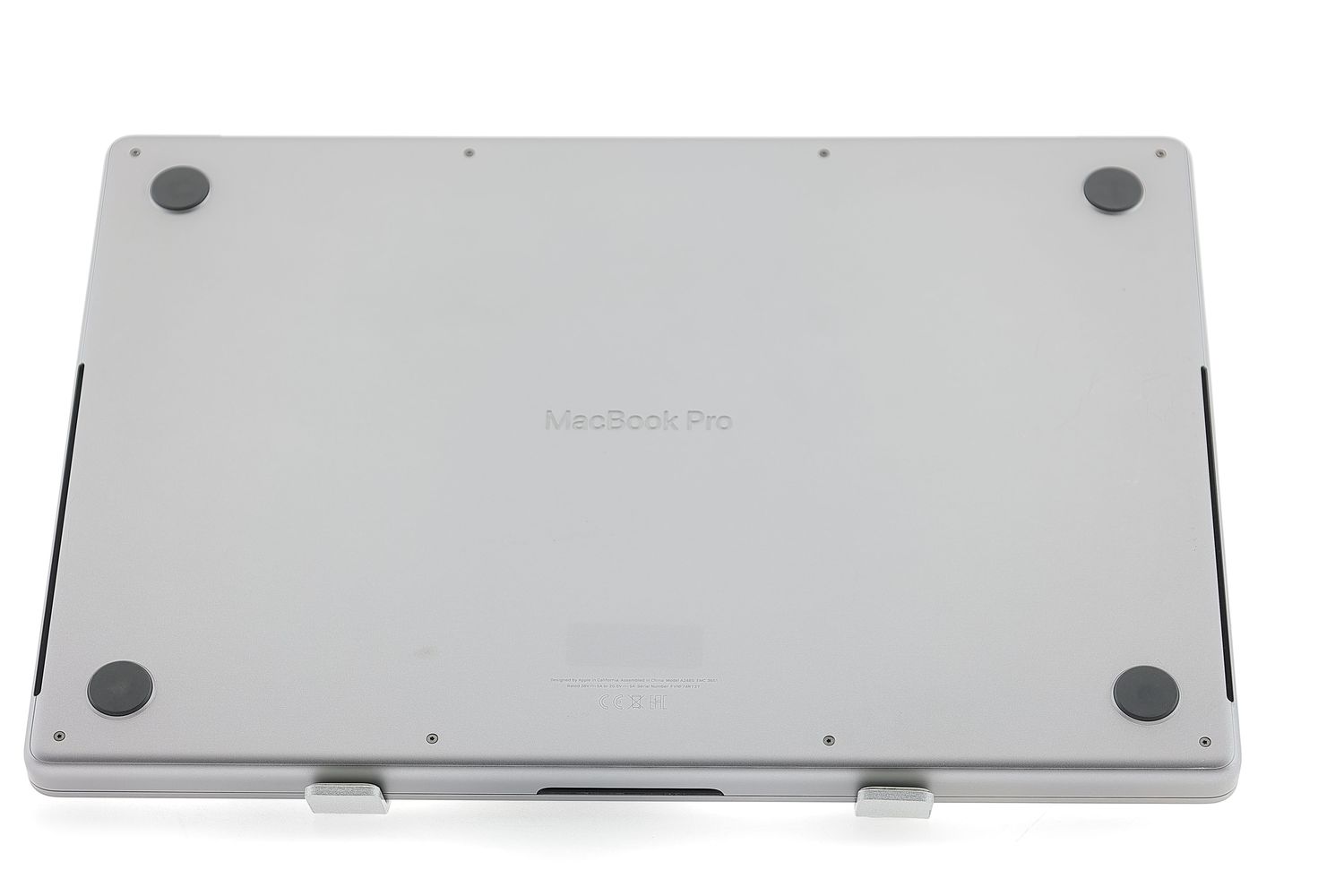 Apple MacBook Pro 16″ 2021, M1 Pro 10 Cores, 16 GB, 16 core GPU 512 GB Space Gray - Foarte bun