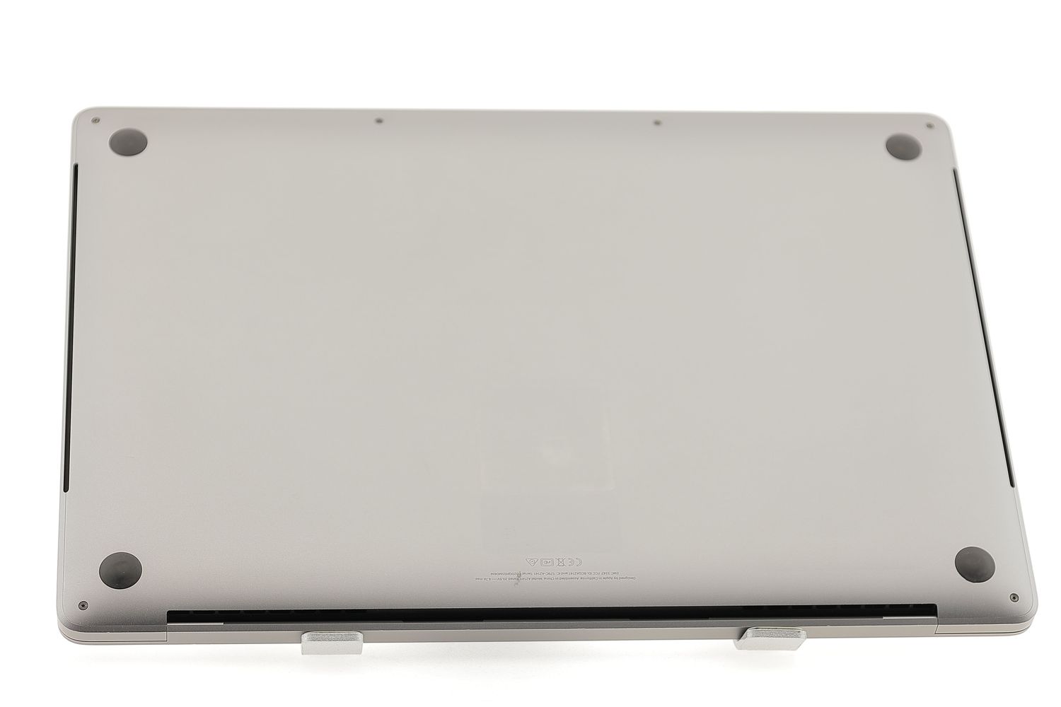Apple MacBook Pro 16″ Touch Bar 2019, i7 2.6 GHz, 16 GB, AMD Radeon Pro 5300M 512 GB Space Gray - Nagyon jó