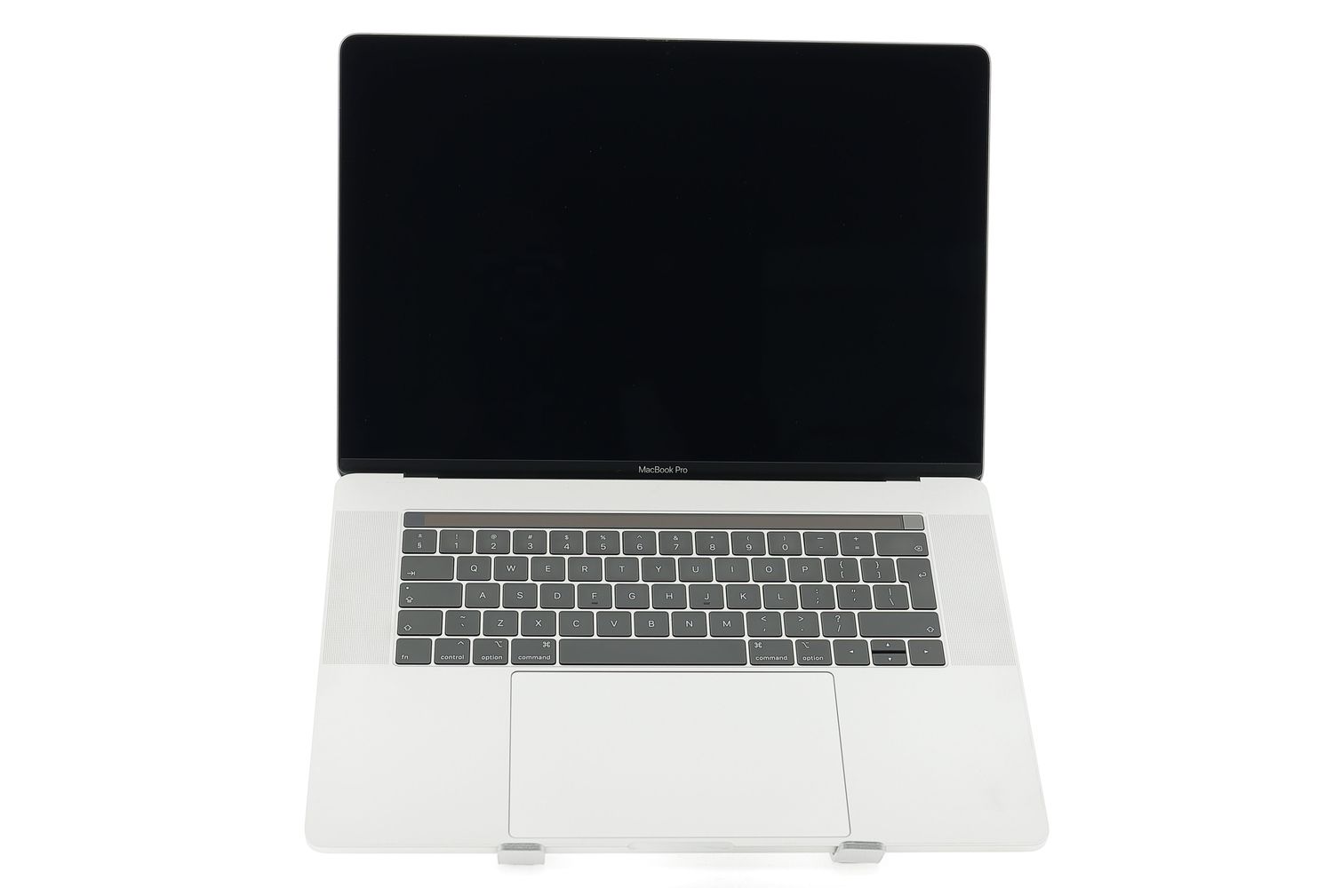 Apple MacBook Pro 15″ Touch Bar 2019, i9 2.3 GHz, 16 GB, AMD Radeon Pro 560X 512 GB Silver - Excelent