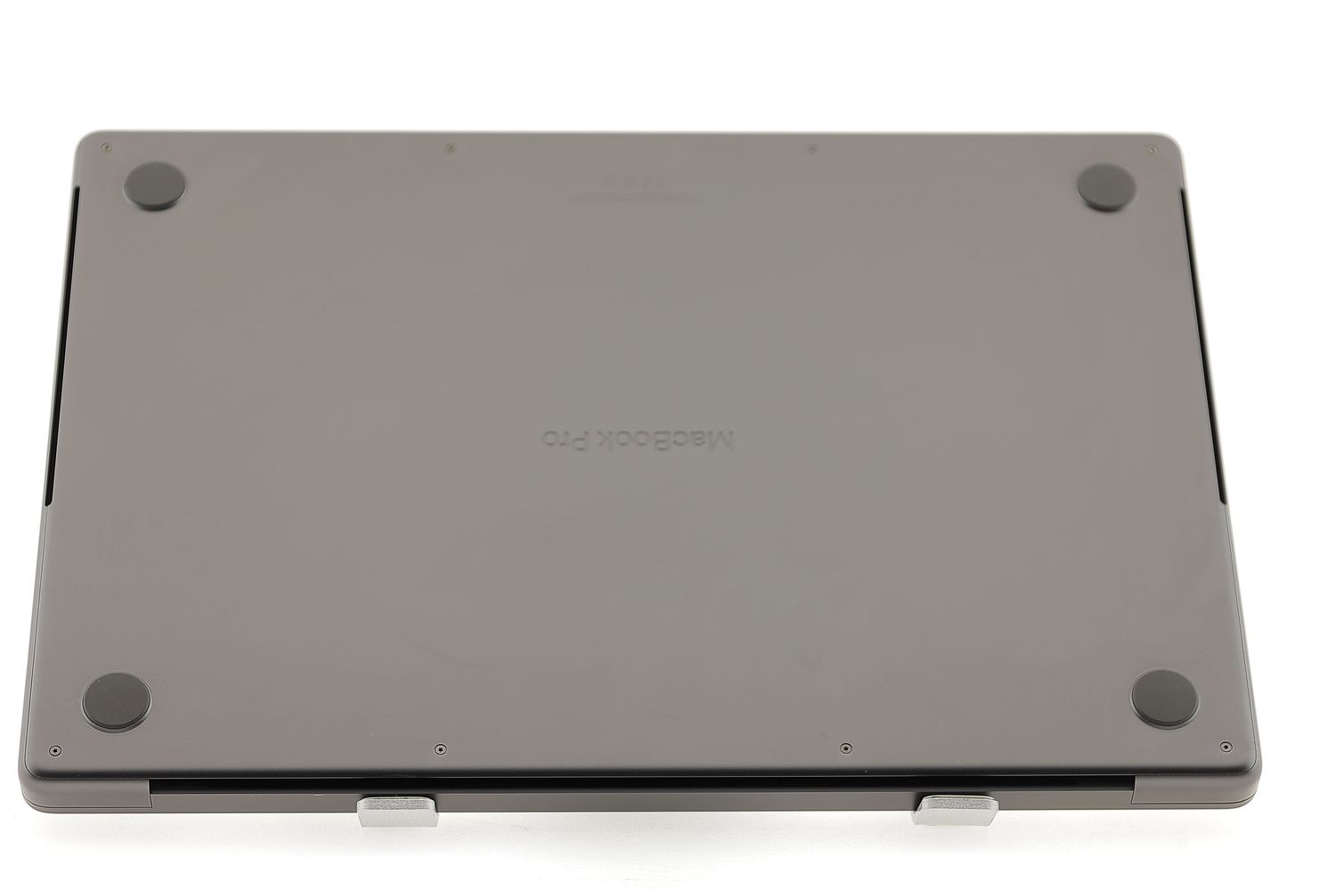 Apple MacBook Pro 16″ 2024, M4 Pro 14 Cores, 24 GB, 20 core GPU 512 GB Space Black - Újszerű