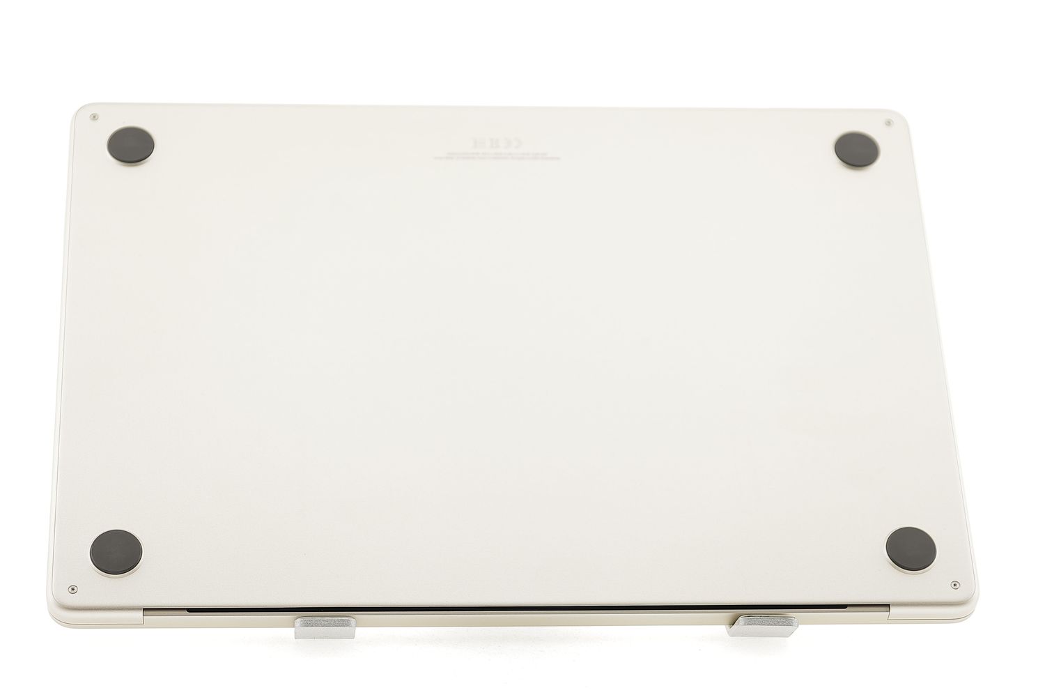 Apple MacBook Air 15″ 2024, M3 8 Cores, 16 GB, 10 core GPU 512 GB Starlight - Újszerű