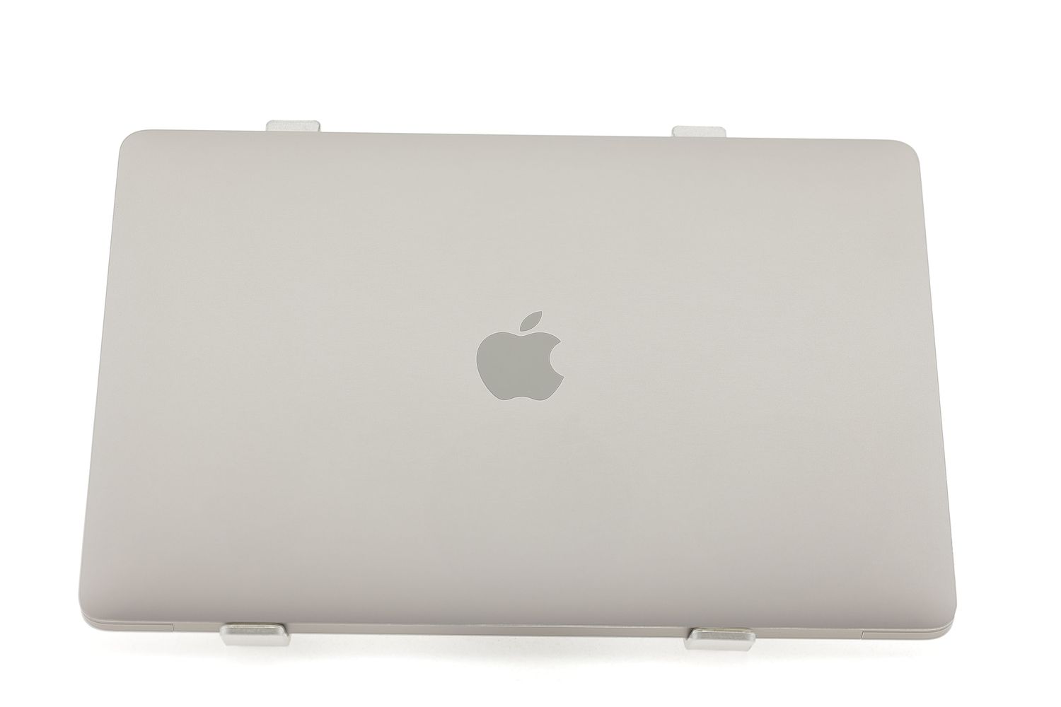 Apple MacBook Pro 13″ Touch Bar 2020, i7 2.3 GHz, 16 GB, Intel Iris Plus Graphics 512 GB Space Gray - Excelent