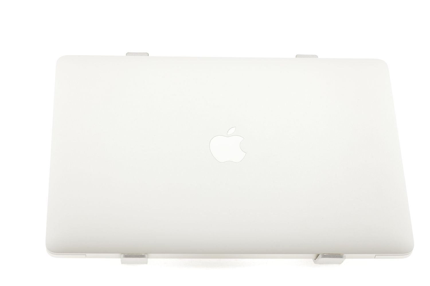 Apple MacBook Pro 13″ 2020, M1 8 Cores, 8 GB, 8 core GPU 512 GB Silver - Като нов