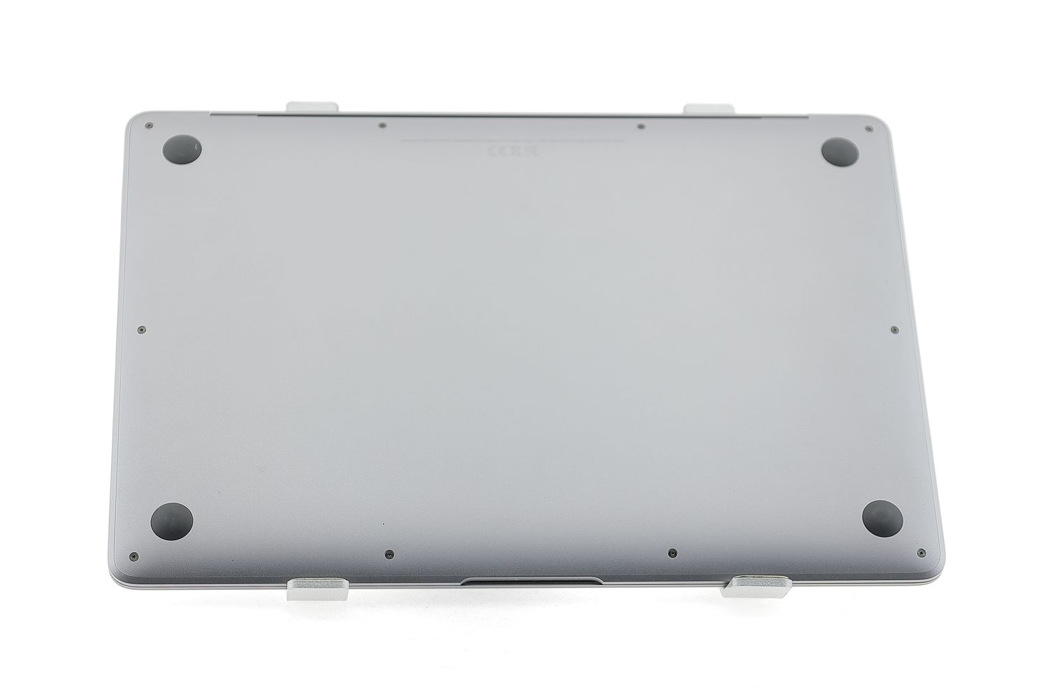 Apple MacBook Air 13″ 2020, i5 1.1 GHz, 8 GB, Intel Iris Plus 512 GB Space Gray - Отлично