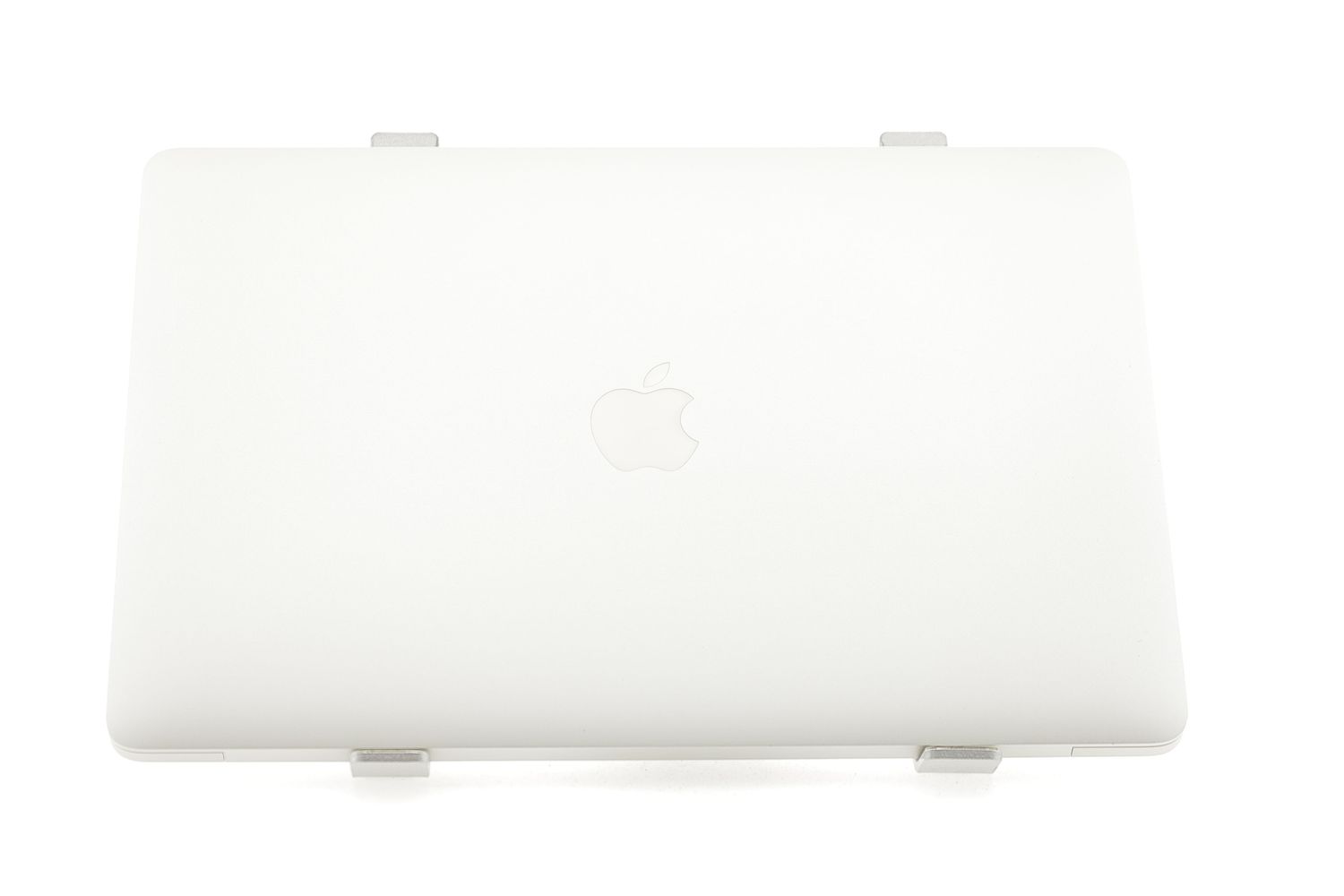 Apple MacBook Pro 13″ 2017, i5 2.3 GHz, 8 GB, Intel Iris Plus Graphics 640 128 GB Silver - Отлично