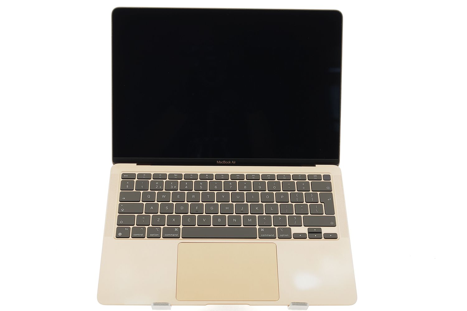 Apple MacBook Air 13″ 2020, M1 8 Cores, 8 GB, 8 core GPU 512 GB Gold - Много добро