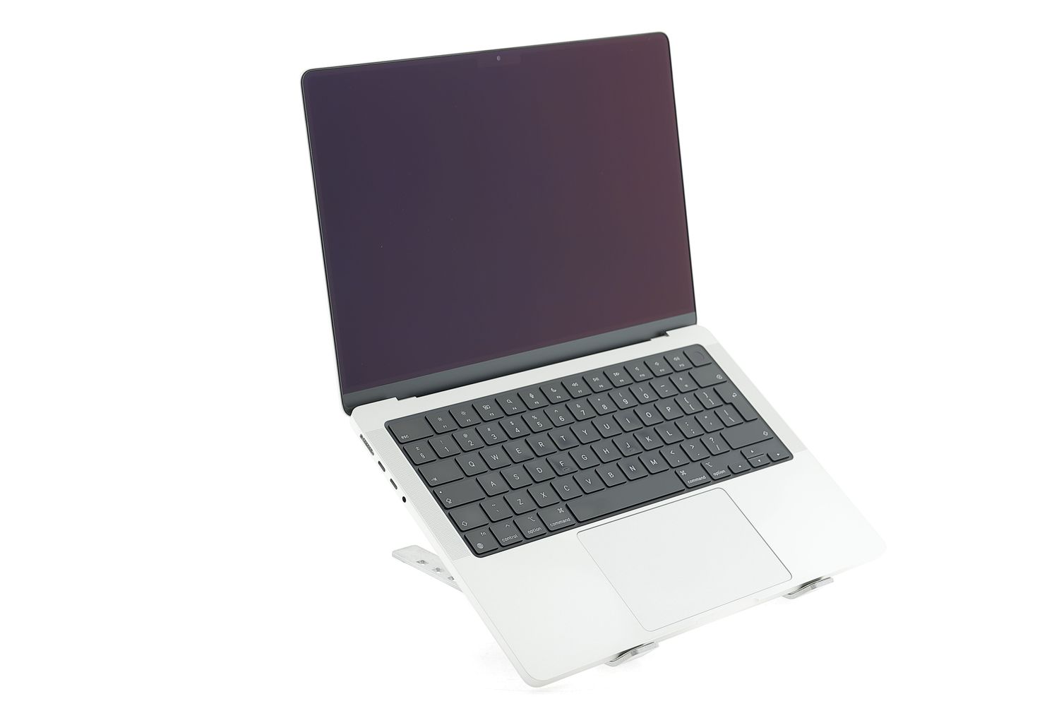 Apple MacBook Pro 14″ 2023, M3 Pro 11 Cores, 18 GB, 14 core GPU 512 GB Silver - Ca nou