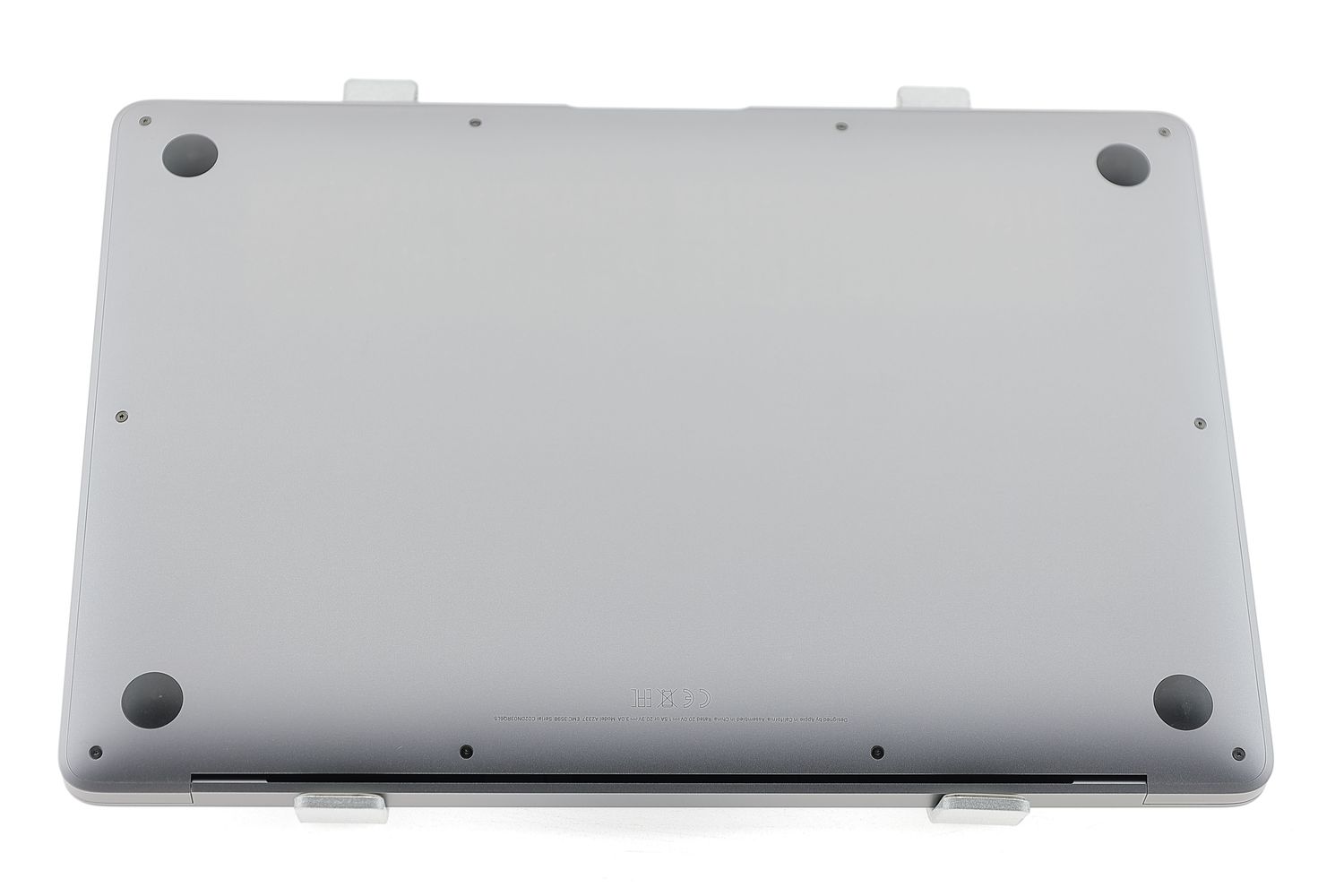 Apple MacBook Air 13″ 2020, M1 8 Cores, 8 GB, 8 core GPU 512 GB Space Gray