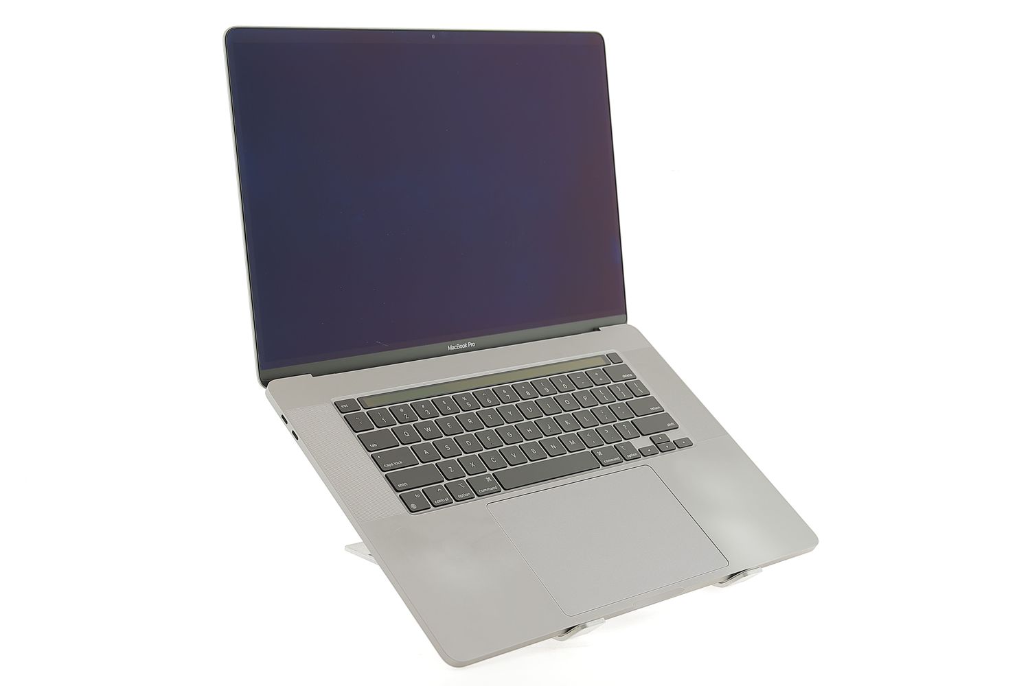 Apple MacBook Pro 16″ Touch Bar 2019, i7 2.6 GHz, 16 GB, AMD