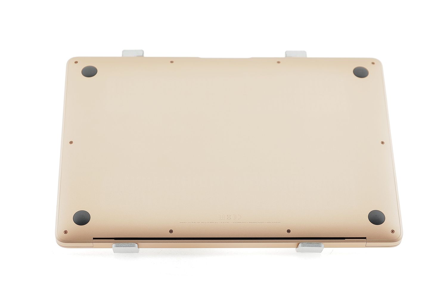 Apple MacBook Air 13″ 2020, i3 1.1 GHz, 8 GB, Intel Iris Plus 256 GB Gold - Като нов