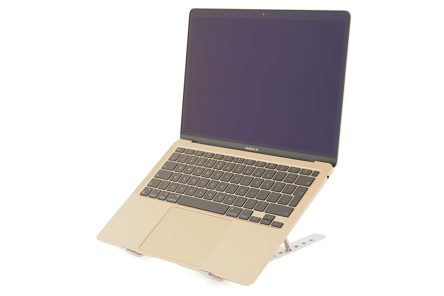 Apple MacBook Air 13″ 2020, M1 8 Cores, 8 GB, 7 core GPU 256 GB Gold - Újszerű