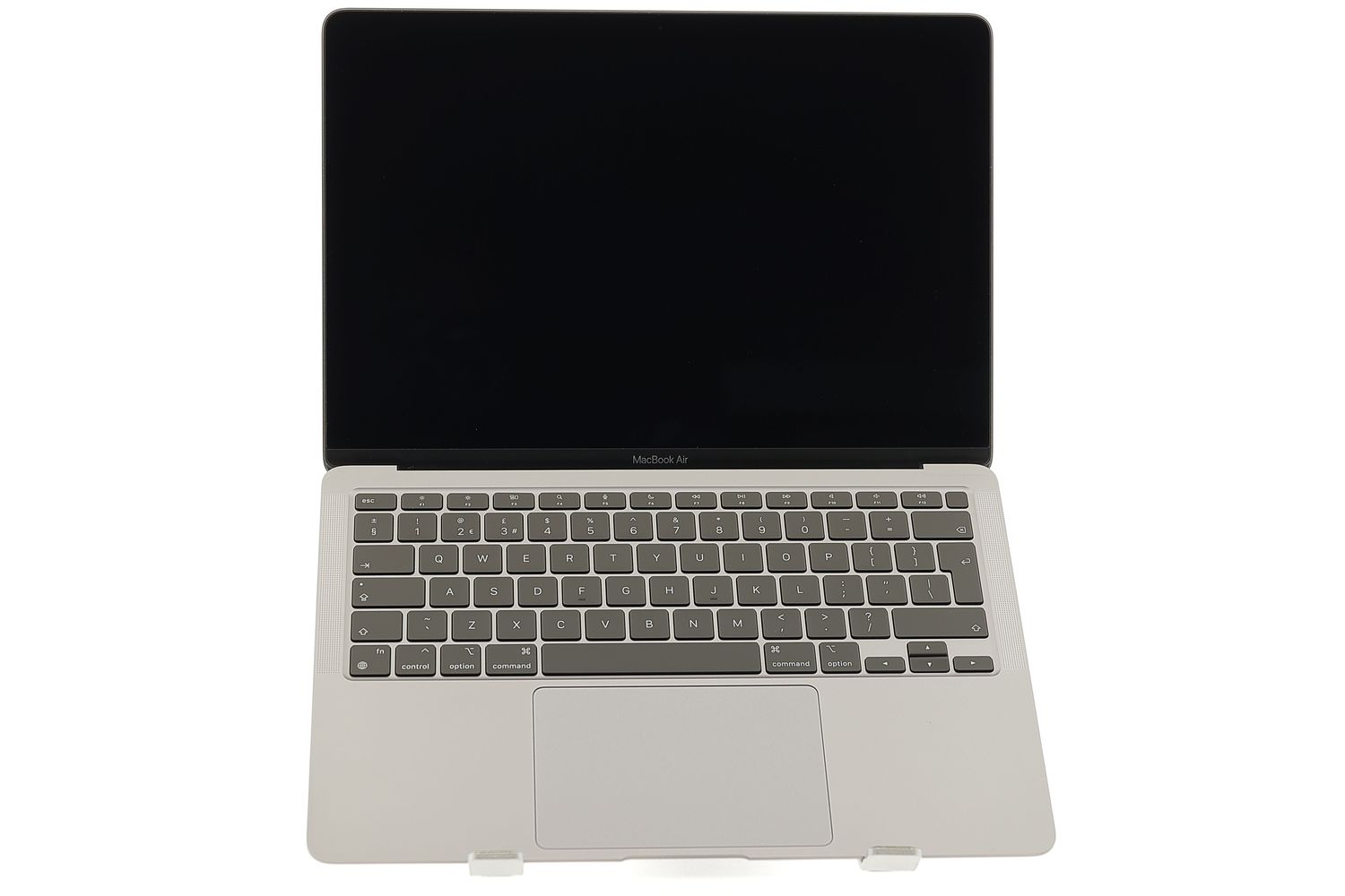 Apple MacBook Air 13″ 2020, i3 1.1 GHz, 8 GB, Intel Iris Plus